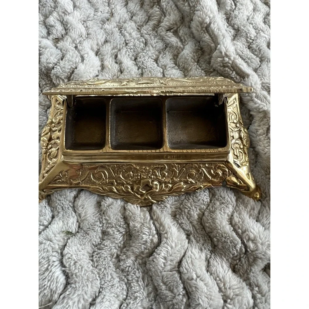 1930s ANTIQUE METAL DESKTOP INKWELL INKSTAND